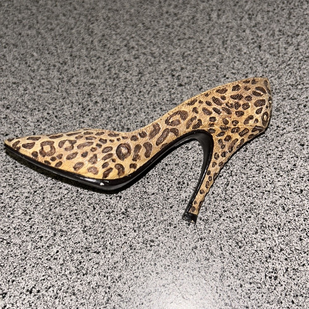 Just The Right Shoe Leopard Stilleto - Picture 5 of 7